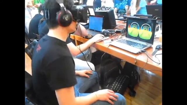Avoid - Sensory Overload with Oculus Rift @ Svilupparty 2014 смотреть онлайн