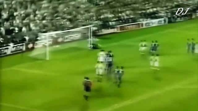 Сумасшедшие голы Роберто Карлоса смотреть онлайн