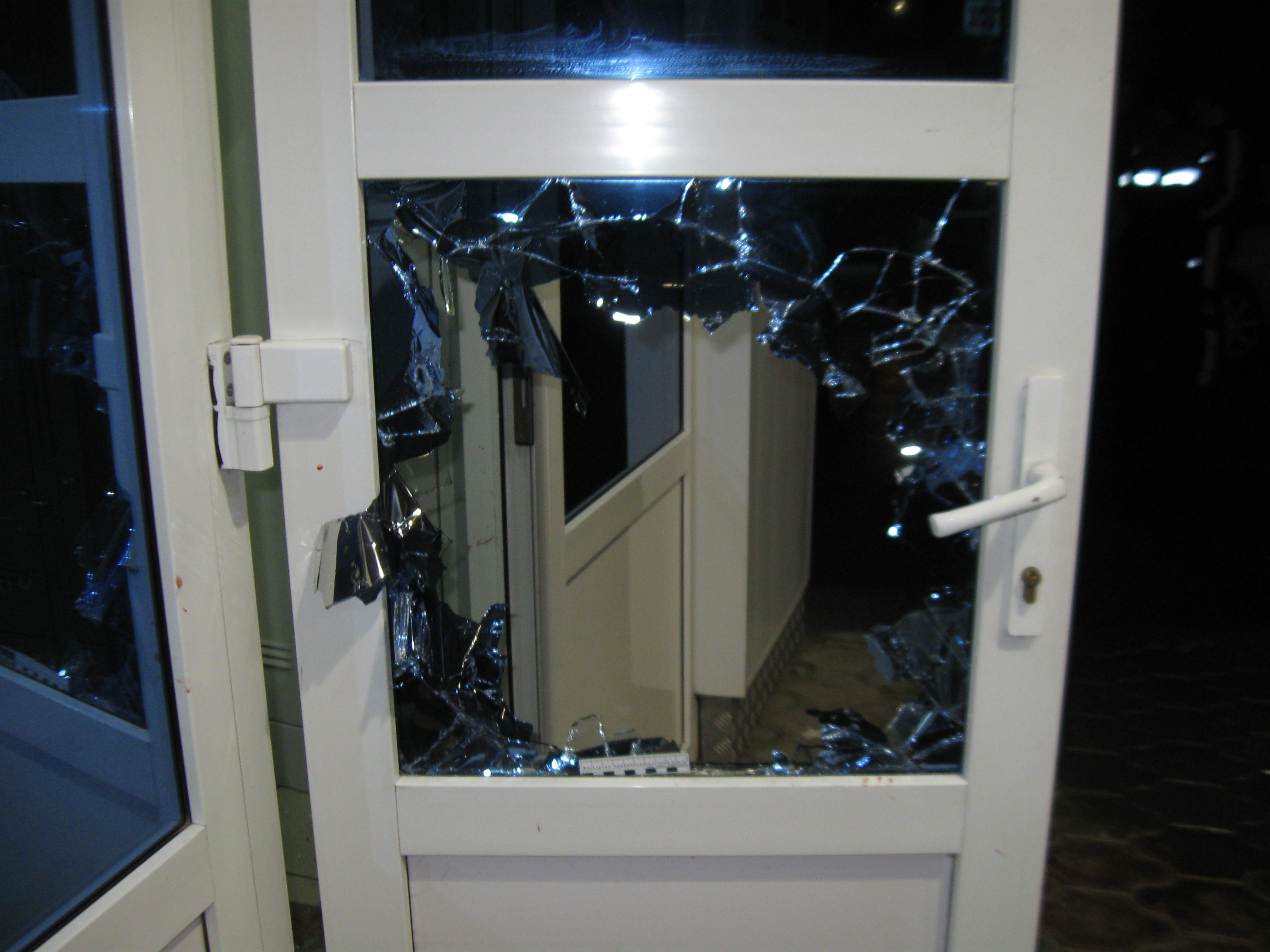 В Карачаево-Черкесии полицейские раскрыли разбойное нападение 11-летней давности смотреть онлайн