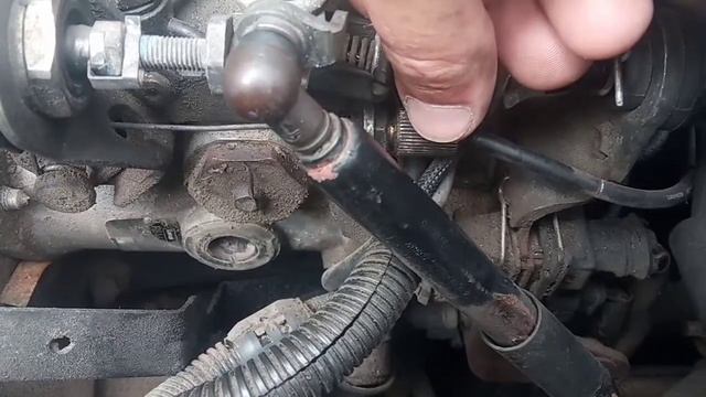 Регулировка холостых оборотов на двигателе 1,9D Пежо, Ситроен, Тойота Е11 Toyota Corolla