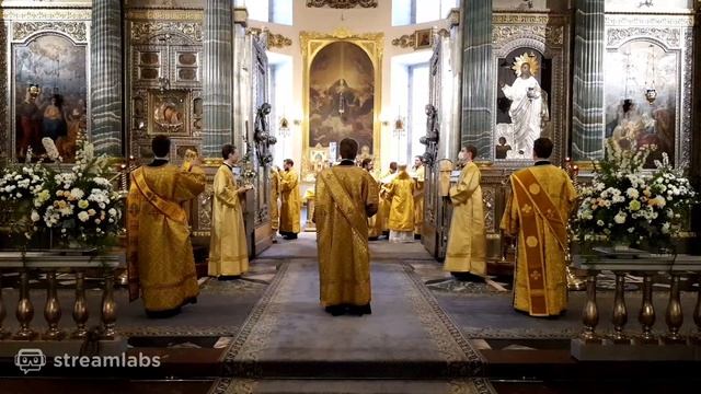 Божественная литургия в Казанском кафедральном соборе в Неделю 35-ю по Пятидесятнице смотреть онлайн