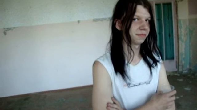 Руины детства. Литература, волосы и серёжки смотреть онлайн