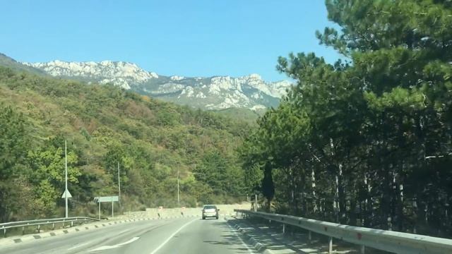 Самая красивая дорога - Дорога Симеиз-Форос. Узкие улочки Симеиза. Крым ЮБК смотреть онлайн