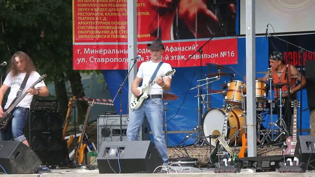 Группа OVERDRIVE, живое исполнение