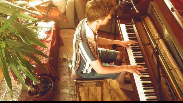 James Graham - Christian Sinding 'Frühlingsrauschen' смотреть онлайн