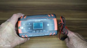 Умное зарядное устройство для авто 12/24в  с сенсорным управлением.