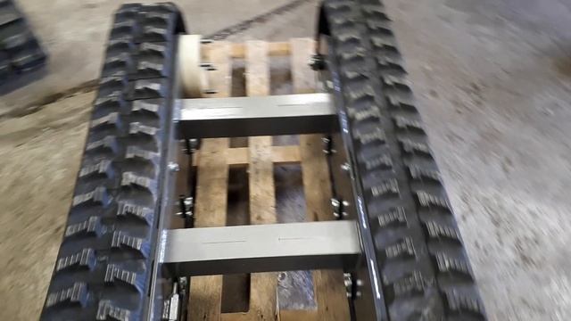Гусеничное шасси для малогабаритной буровой установки смотреть онлайн