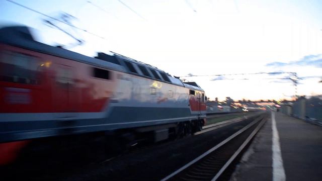 "Арктика!" ЭП2К-241 с поездом Москва-Мурманск смотреть онлайн