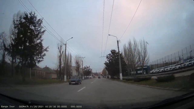 Луганск, ул. 50 лет Образования СССР, ЦИРК. 2021/11/26 смотреть онлайн