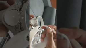 How to assemble and dismantle oculus quest 2 controller step by step (service and repairs tip)