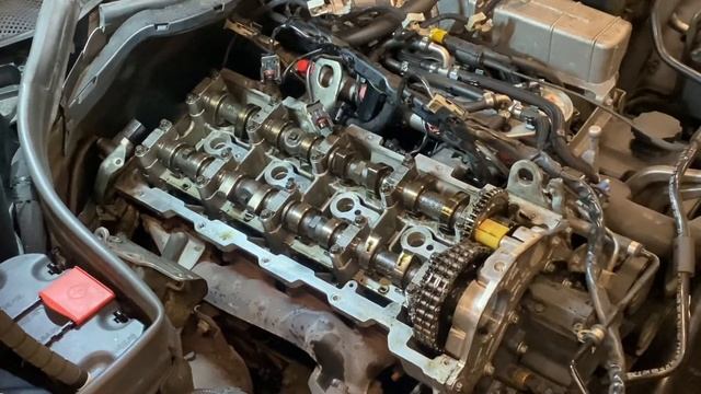 Mercedes 220 W204 2008 646811. How To Replace Injektors And Hydraulic Valves