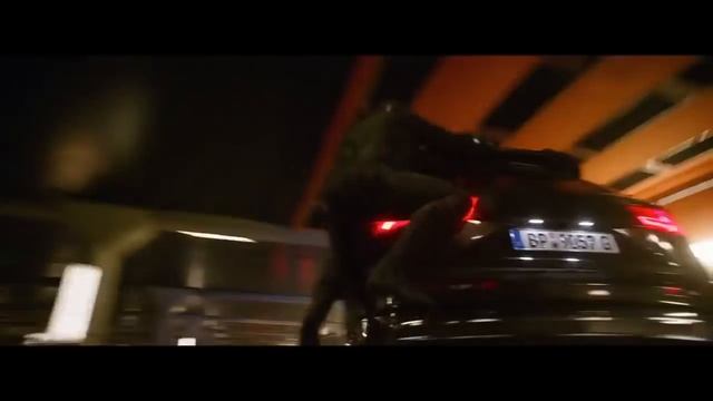 Новый AUDI Q7 вместе с героями Marvel! смотреть онлайн