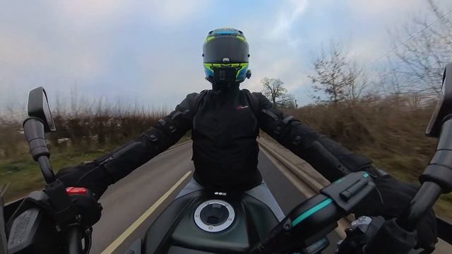 2024 Suzuki GSX-S1000 GX | First Ride Review смотреть онлайн