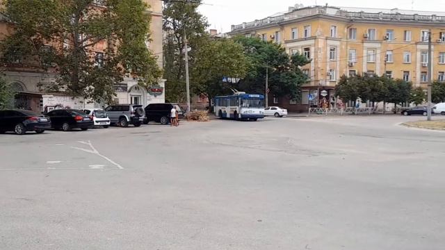 🚎ЗИУ-682Г [Г00] #425,435 и ЮМЗ Т2 #473,487,491 смотреть онлайн