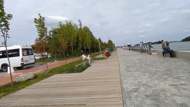 Прогулка по новой набережной г. Светлый, Калининградской области. смотреть онлайн