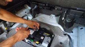 How To Change the battery Volvo XC90/XC60/S60/S90 2020 New Platform + Jump-Start Volvo