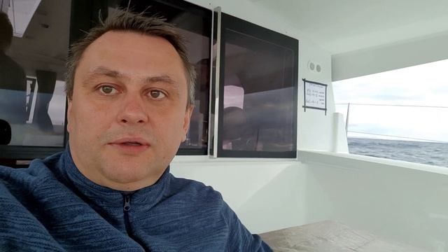 Переход Бискайского залива на катамаране Lucia 40 | S2.E4 | смотреть онлайн