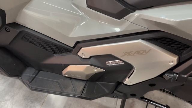 HONDA XADV 2022 أخيرآ وصلاتني من شركة هوندا ? смотреть онлайн