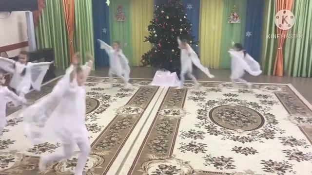 Трогательный танец в подготовительной группе смотреть онлайн