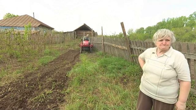 Михайловка "Сейчас! Всё! Вспашем!" Фрезеровка залежи смотреть онлайн