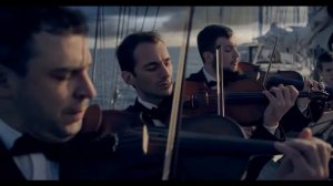 Оркестр играет на Титанике