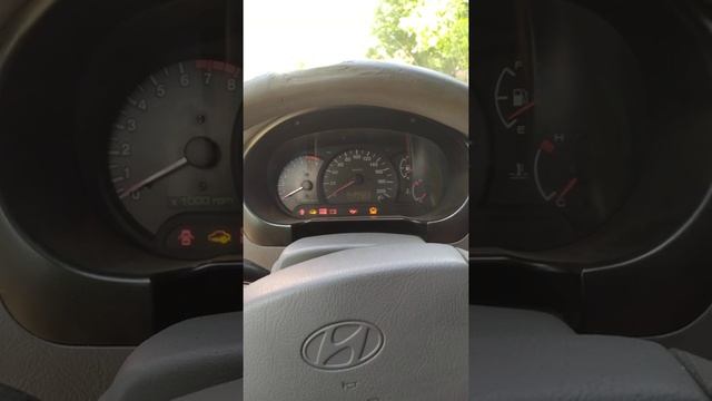 не заводится! HYUNDAI ACCENT смотреть онлайн