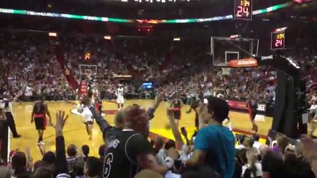 Ray Allen corner 3-pointer смотреть онлайн