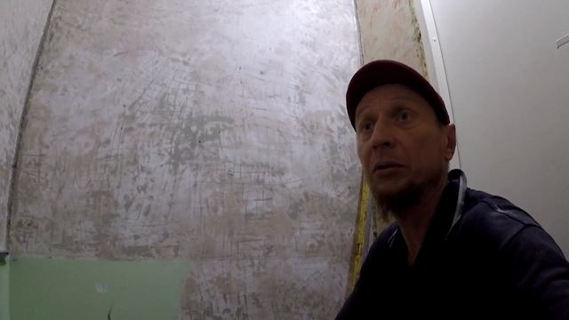 Как положить первый ряд плитки от пола. смотреть онлайн