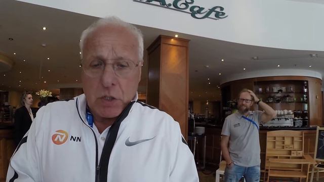 Eliud Kipchoge's agent Jos Hermens talking about his client 2:01:39 marathon WR in Berlin смотреть онлайн