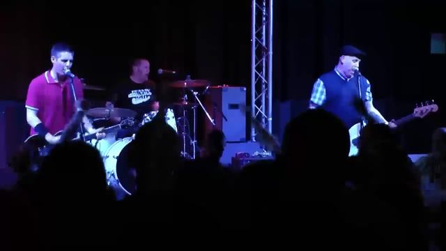 GIMP FIST - The Forum, Darlington 05.05.2013. смотреть онлайн