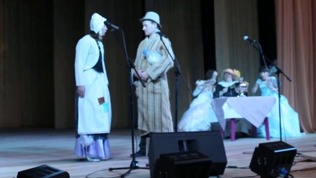 Фрагмент спектакля Играют учителя МКОУ Архангельская ООШ Л Филатов Золушка до и после смотреть онлайн