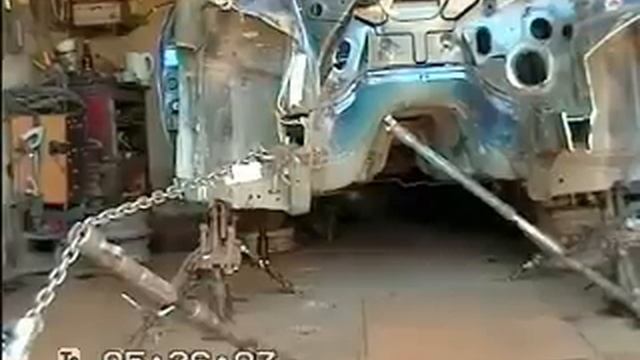 Рихтовка Опель Омега на напольном рихтовочном стенде. Кузовной ремонт.BODY REPAIR смотреть онлайн