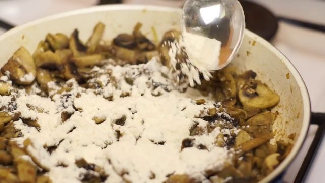 ЖЮЛЬЕН с курицей и грибами. Рецепт жюльена/жульена