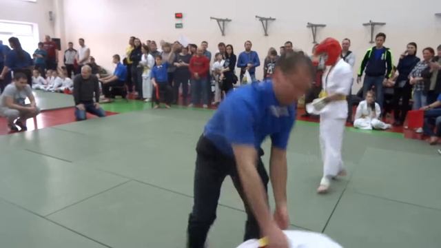 Первенство ДЮСШ Витязь Балашиха 25.02.2017г. Александр Воробьёв категория 12-13 лет 1 бой смотреть онлайн