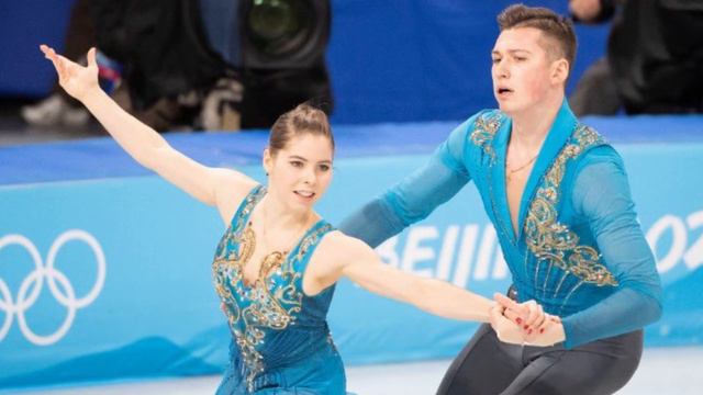 Парное фигурное катание // Анастасия Мишина - Александр Галлямов смотреть онлайн