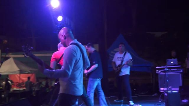 Black Tatu - Como Un Perro @ Verbena Marista 2017 смотреть онлайн