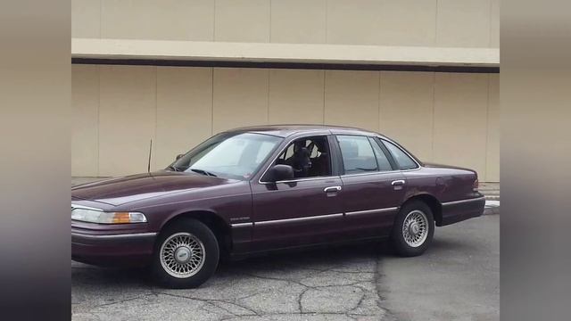 Vehicles I've Owned: 1994 Ford Crown Victoria. (My first car) смотреть онлайн