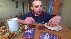 МУКБАНГ/АСМР ШОКОЛАД MILKA/КРЕКЕРЫ С КУНЖУТОМ/ОВСЯНОЕ ПЕЧЕНЬЕ/ЧАЙ/ДЕСЕРТ/EATING/ASMR/Mukbang#377