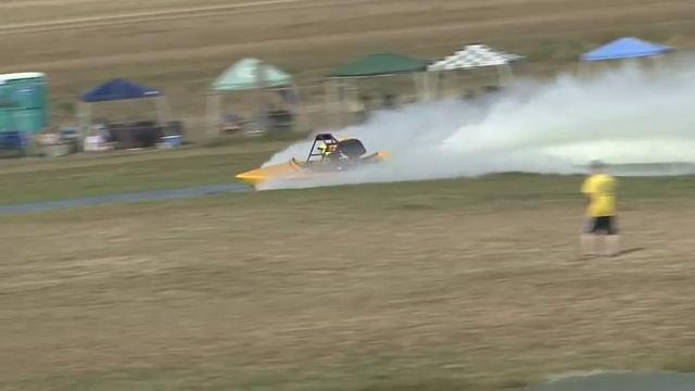 Two Pump Chump Crash and Roll смотреть онлайн