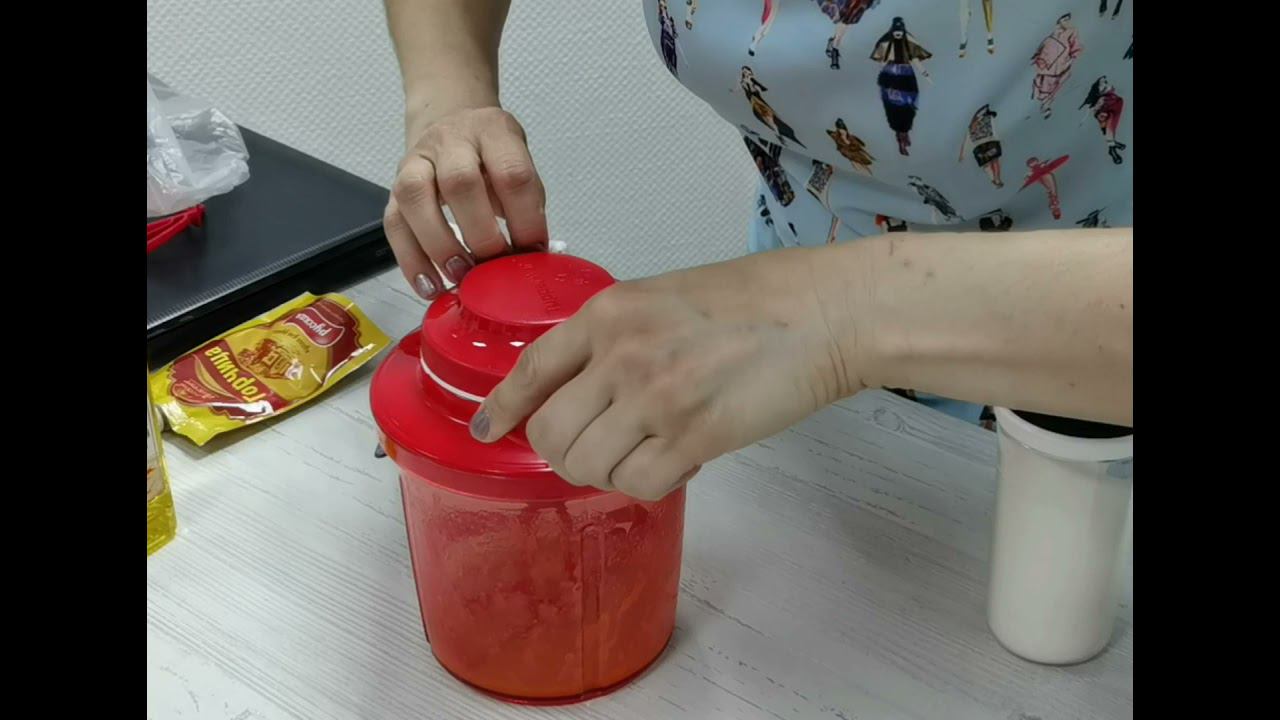 Майонез в Комбайне "Экстра-шеф" (1.35 л) Tupperware смотреть онлайн