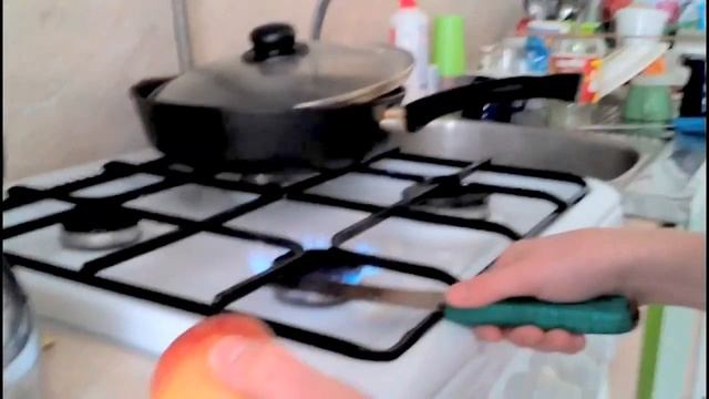 Раскалённый нож vs SD диск смотреть онлайн