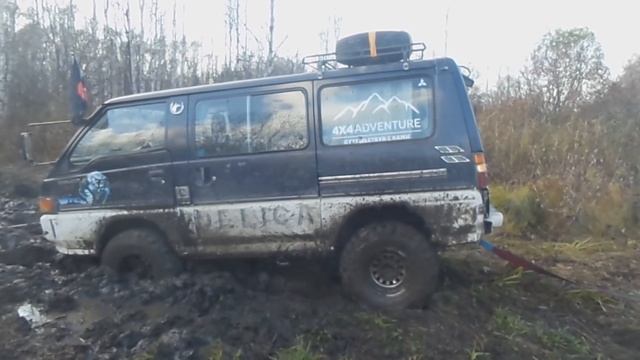 Off Road Delica X3 In Siberia / 3 делики вдоль р. Бердь