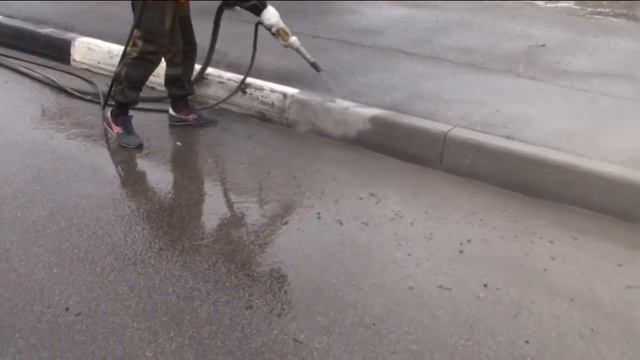 Как лучше очистить придорожные бордюры от краски смотреть онлайн