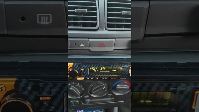 aura 77 аура 77 AURA AMH-77DSP шипение на небольшой громкости проблемка не берите ! смотреть онлайн