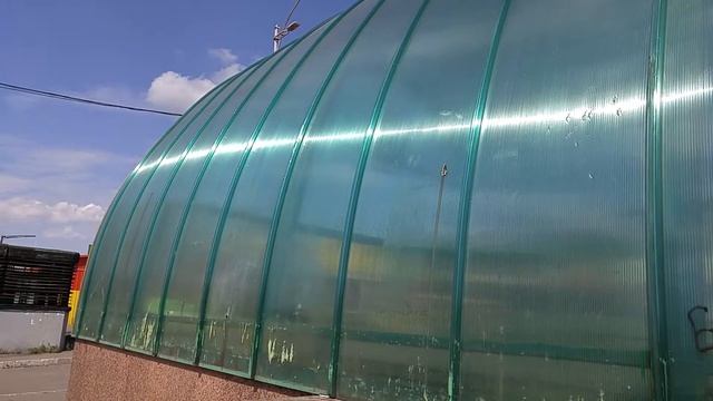 поликарбонат на переходе станции "Академгородок" смотреть онлайн