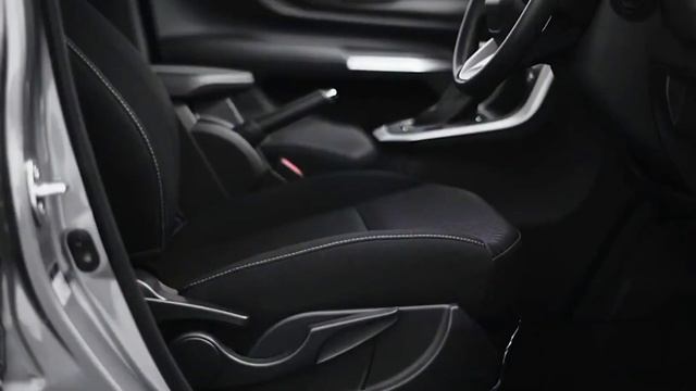 TOYOTA AVANZA COMPACT SEVEN SEATER 2022 - УДЛИНЕННЫЙ СЕМЕЙНЫЙ КРОССОВЕР