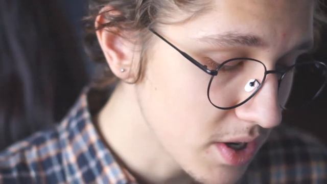 Ударение на "Б" - Карлсон (А.Вдовин) смотреть онлайн