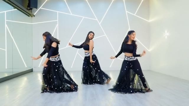 Sharara sharara | TWIRLWITHJAZZ | bridesmaids смотреть онлайн
