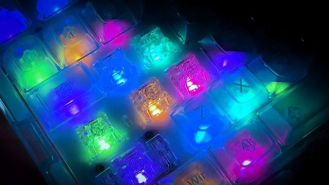 Monsgeek ICE75 mechanical keyboard Review & Sound Test - Translucent! смотреть онлайн