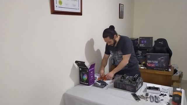 Ensable XPG Starker (parte 1) смотреть онлайн
